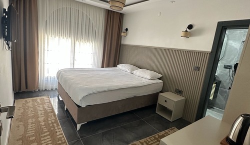 Standard Room, City View