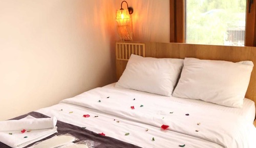 Elite Room, River View
