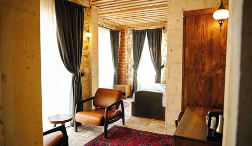 Junior Double Room