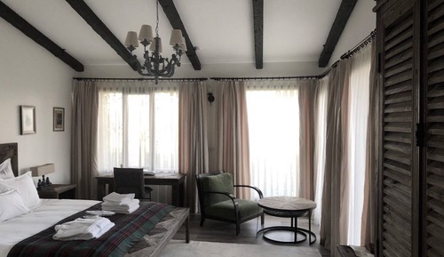 Standard Triple Room, Garden View