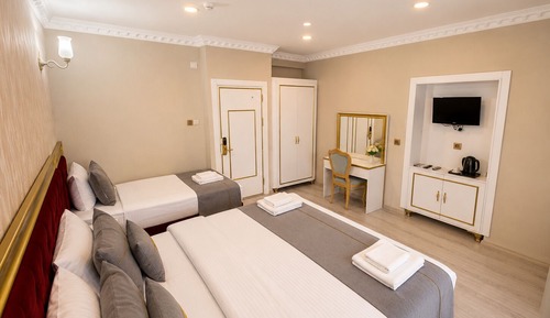 Classic Triple Room