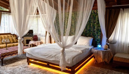 Deluxe Suite, Garden View
