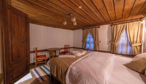 Classic Room
