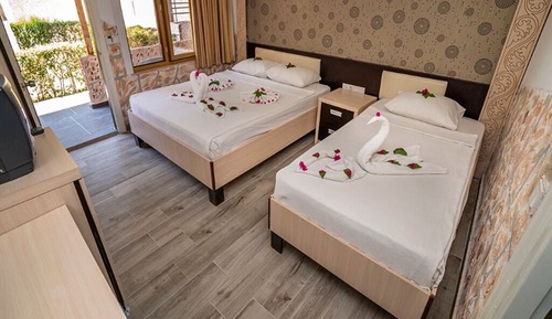 Family Room, Balcony