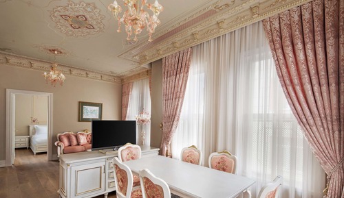 Luxury Villa