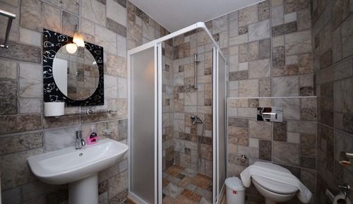 Signature Triple Room, Garden Area