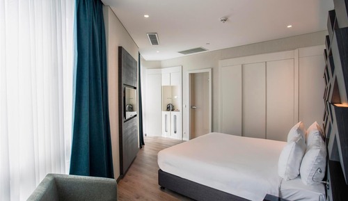 Premier Suite