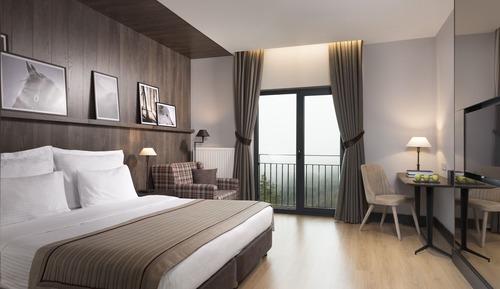 Standard Room with Garden View