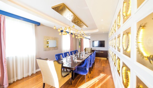 Suite, 1 King Bed (Kingdom)
