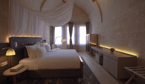 The Heritage Retreat Suite