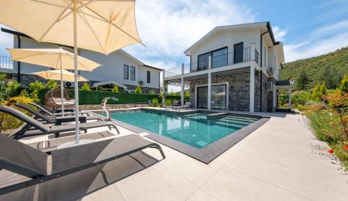 Villa with Private Pool