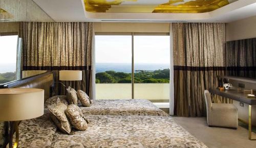 Royal Premium Suite