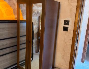 Room #1675085503