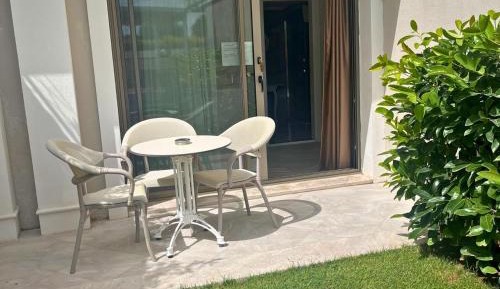 Deluxe Double or Twin Room with Garden View