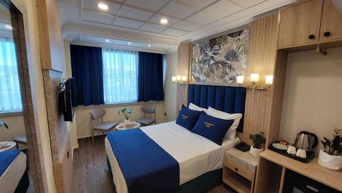 Superior Double Room with City View
