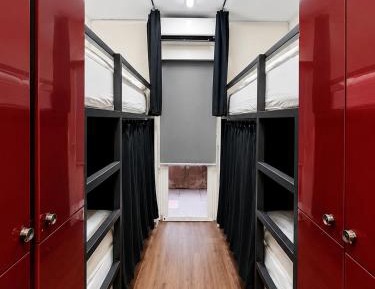 Bed in 8-Bed Mixed Dormitory Room