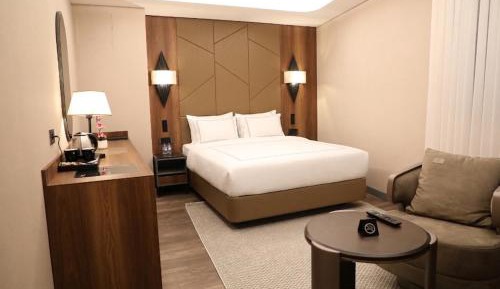Superior King Room