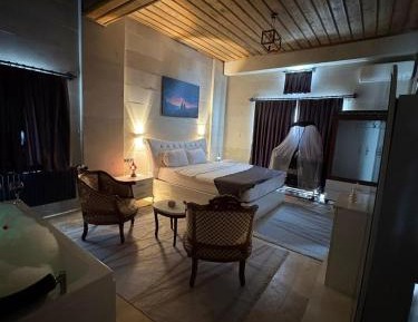 One-Bedroom Apartment with Balcony and Mountain View  