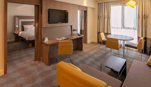 Superior Queen Suite with Sofa