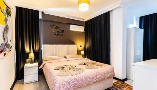 Three-Bedroom Standard Apartment