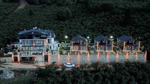 Villa with Garden View