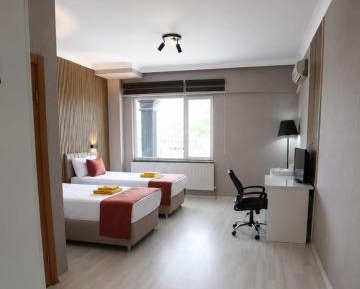 Superior Twin Room with City View