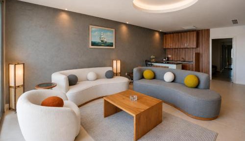 Deluxe Suite with Sea View