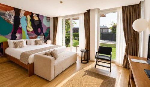  Comfort Garden View Room 
