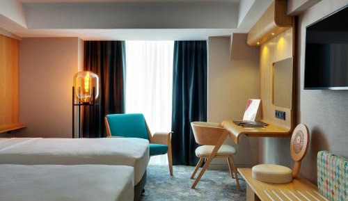 Superior Twin Room with City View