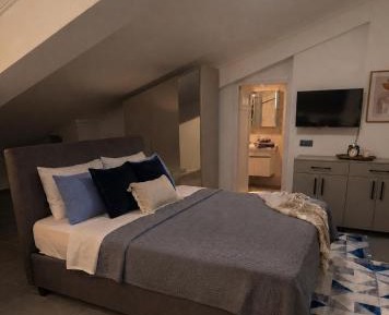 Studio Apartment with Sea View