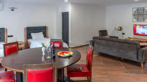 Junior Suite with Mountain View