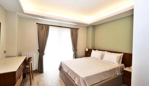 Deluxe Single Room