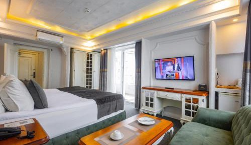 Deluxe Family Suite