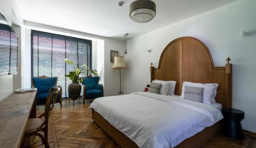 Standard King Room