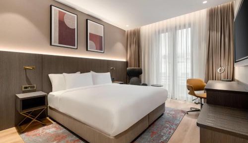 1 King Bed, Standard Room