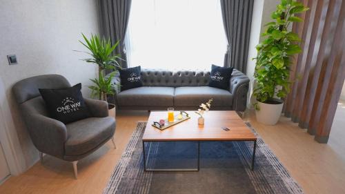 Deluxe Double Room (2 Adults + 1 Child)