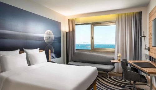 Superior Queen Room with Sofa and Sea View