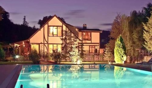 Villa with Private Pool