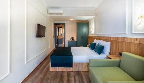Comfort Quadruple Room