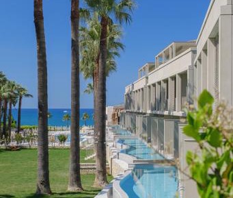 Double Room with Pool View
