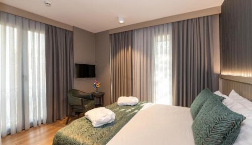 Deluxe Junior Suite
