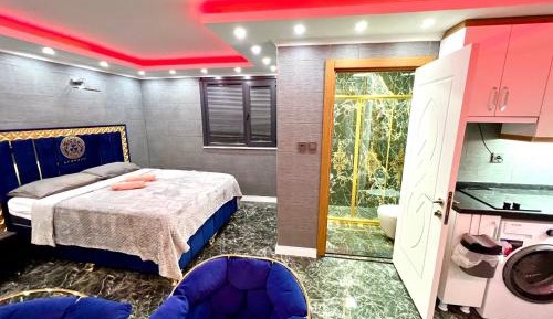 King Room with Spa Bath