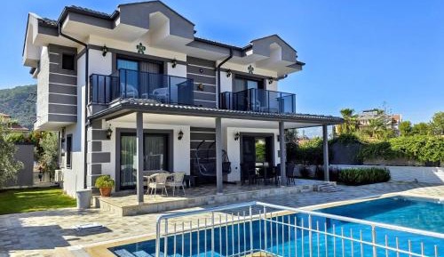 Deluxe Villa
