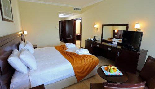 Junior Suite with Balcony