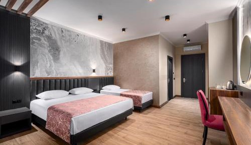 Standard Triple Room with Sea View