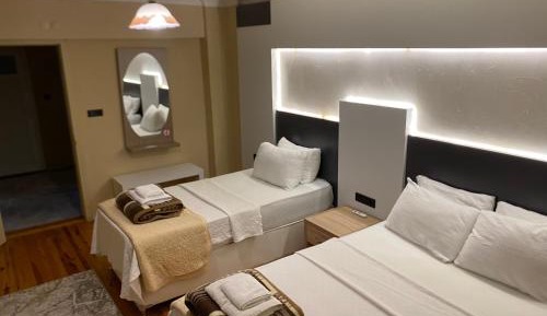 Three-Bedroom Apartment with Balcony