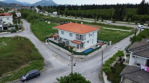 Standard Villa