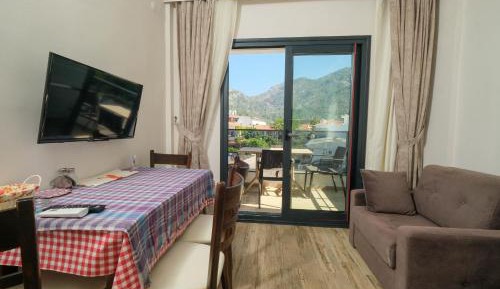 Junior Suite with Mountain View