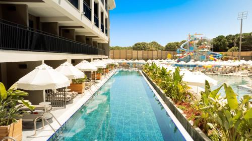 Double Room with Pool View