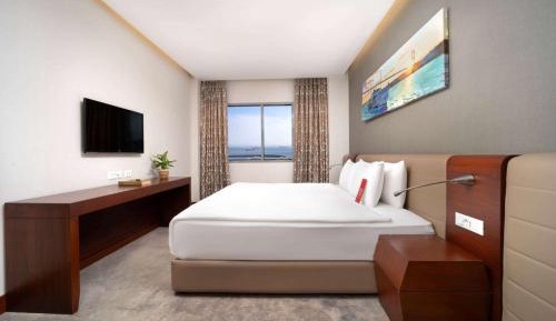 King Suite with Sea View